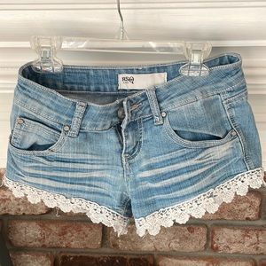 RSQ Jean Shorts (Cali Crochet)